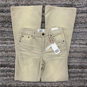 BDG Urban Outfitters Mid Rise Flare Leg Corduroy Jean Sz 27Wx32L NWT | BDG Jean-